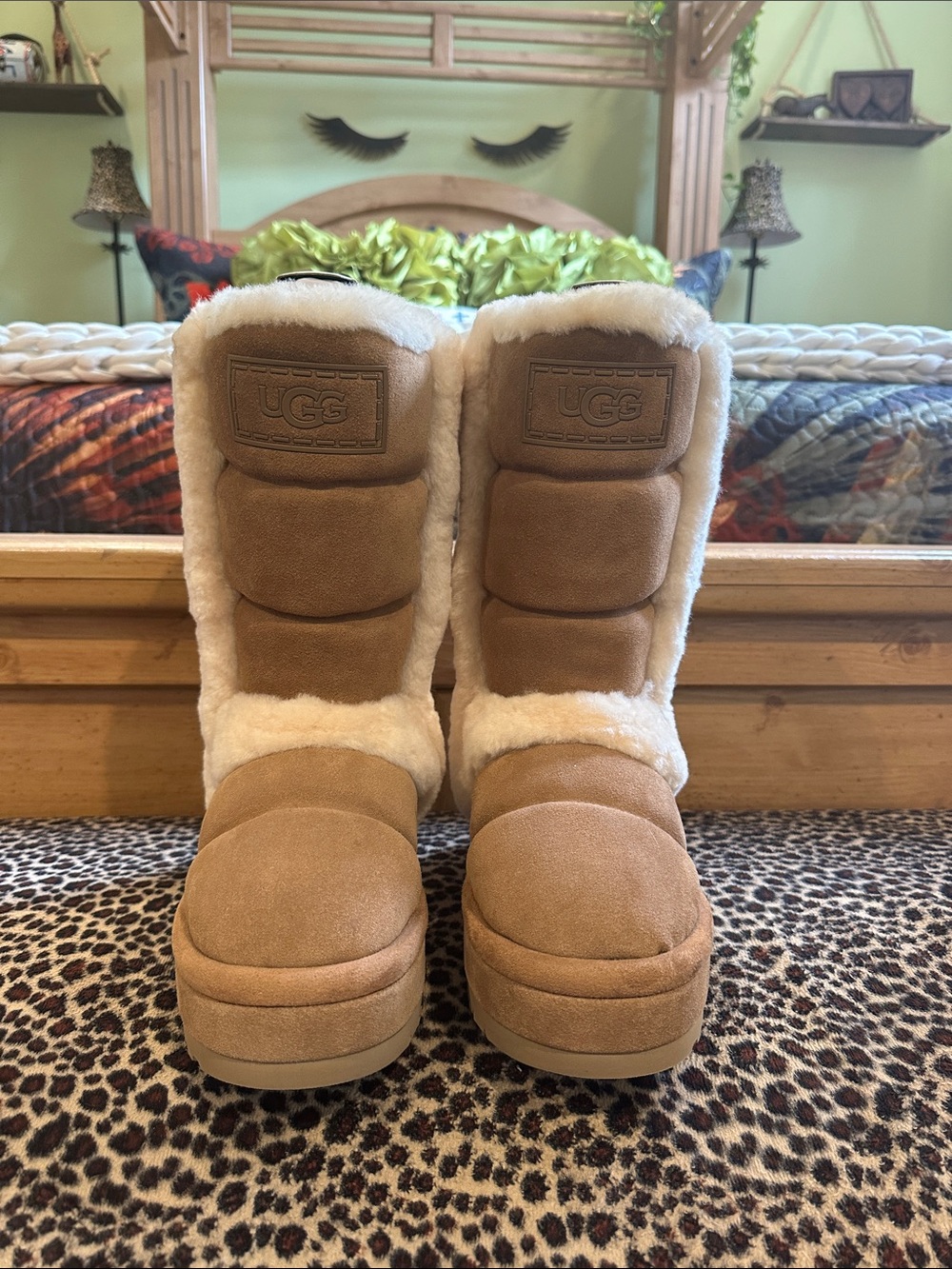 Ugg boots, new without box